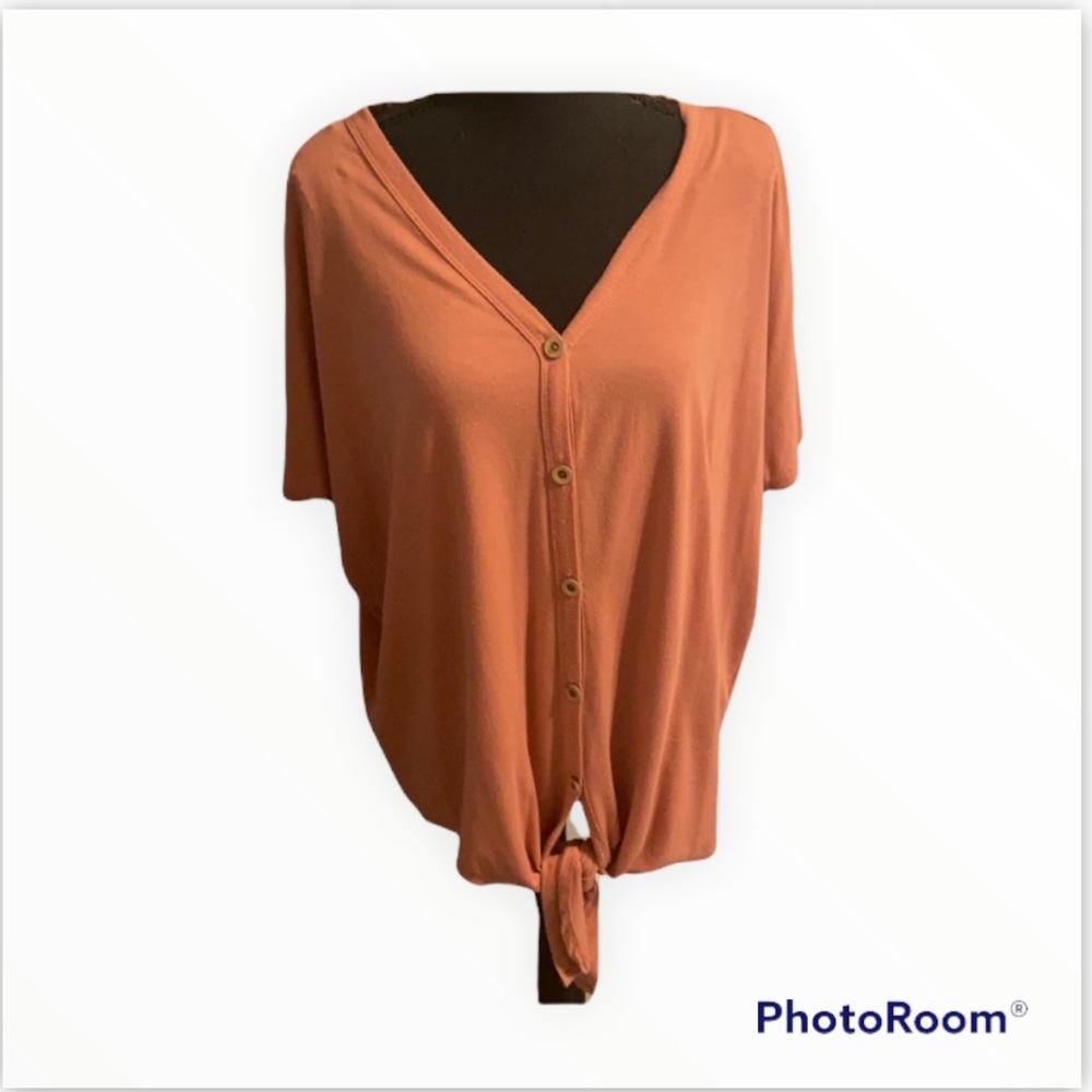 Zenana Outfitters blouse size medium